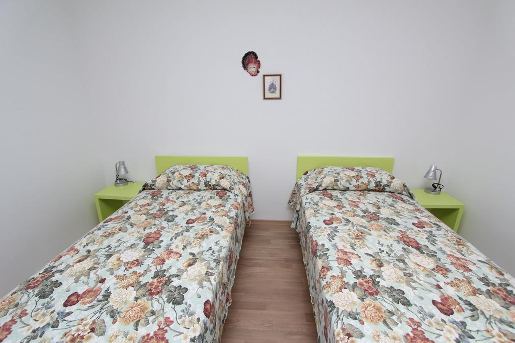 Apartment Mitton 2 罗维尼 外观 照片