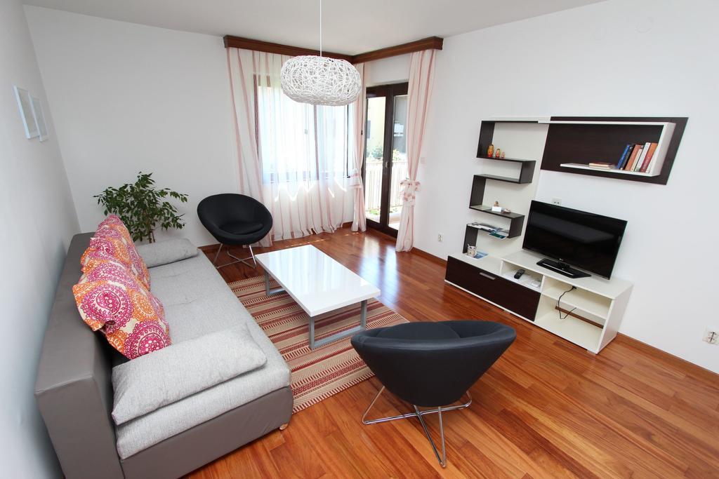 Apartment Mitton 2 罗维尼 客房 照片